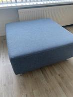 Poef / voetenbank, Ophalen, Zo goed als nieuw, Minder dan 50 cm