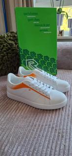 Robey maat 39 color changing Custom Kicks NL, Ophalen of Verzenden, Nieuw, Sneakers of Gympen