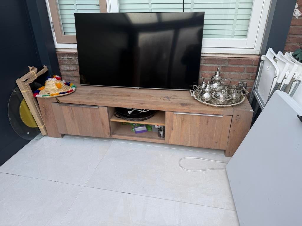 Mooie Dressoir / TV Meubel, Gebruikt, 150 tot 200 cm, Eikenhout, Ophalen of Verzenden