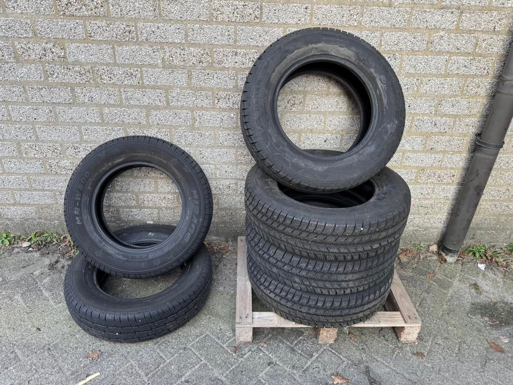 Winterbanden set bakwagen (6 stuks) 195/75 R16, Auto-onderdelen, Banden en Velgen, Ophalen, Bestelwagen, 16 inch, Winterbanden
