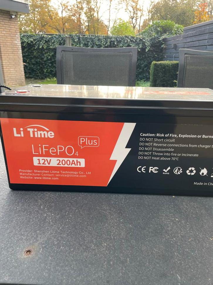 LiTime 12V 200Ah Accu - Boot, Camper, Solar, Caravans en Kamperen, Caravan accessoires, Nieuw, Ophalen