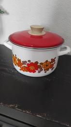 Vintage pan wit rood met oranje en gele bloemen, Ophalen of Verzenden, Gebruikt, Overige materialen, Kookpan of Snelkookpan