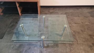 Glazen Salontafel beschikbaar voor biedingen