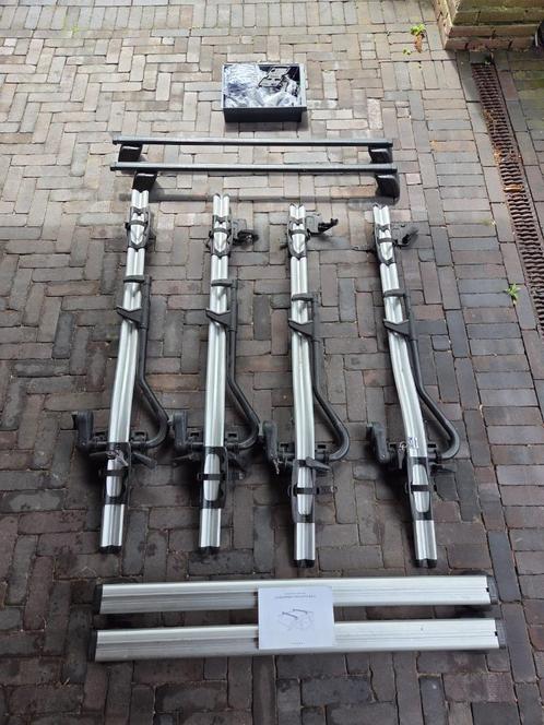 4 stuks Fietsdragers Proride 591 Thule/Volvo en toebehoren, Auto diversen, Fietsendragers, Zo goed als nieuw, Dakdrager, 3 fietsen of meer
