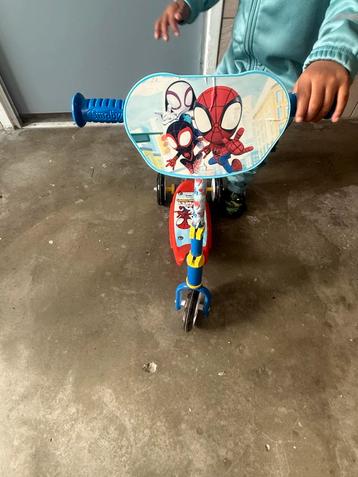 Spidey Step - Loopscooter beschikbaar voor biedingen