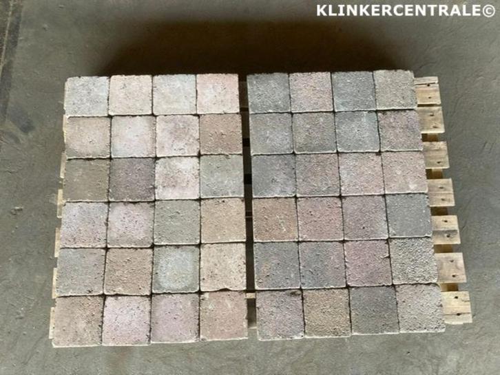 35m2 gemêleerd betonstenen 14x14x6cm cobblestones abbeystone, Tuin en Terras, Tegels en Klinkers, Gebruikt, Klinkers, Beton, 10 m² of meer