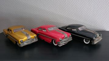 Oud blikken speelgoed Amerikaanse auto's 
