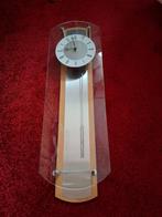 Hangklok, modern design, Ophalen of Verzenden, Gebruikt, Analoog, Wandklok