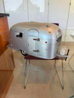 Airstream Camper Trailer 1-18 Motorcity Classics, Hobby en Vrije tijd, Modelauto's | 1:18, Ophalen of Verzenden, Zo goed als nieuw
