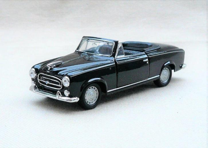 Welly Nex Peugeot 403 cabriolet (1956) zwart. schaal 1/38., Hobby en Vrije tijd, Modelauto's | 1:43, Nieuw, Auto, Overige merken