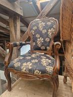 Nieuw bekleedde biedermeier fauteuil, Ophalen