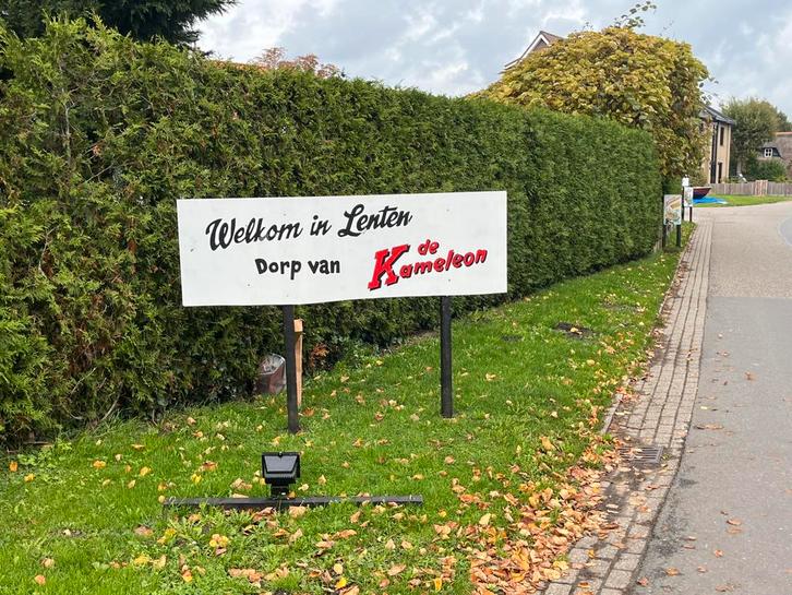 Straatversiering, Hobby en Vrije tijd, Feestartikelen, Gebruikt, Ophalen