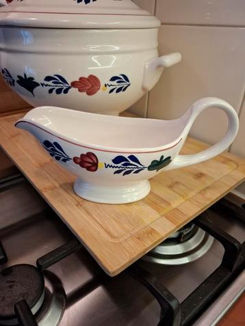 Royal Boch Gravy Boat - Handgeschilderd beschikbaar voor biedingen