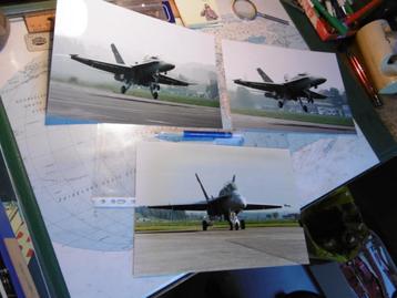 3 SWISS Air Force F/A Hornet  3 Originele foto's van de fabr beschikbaar voor biedingen