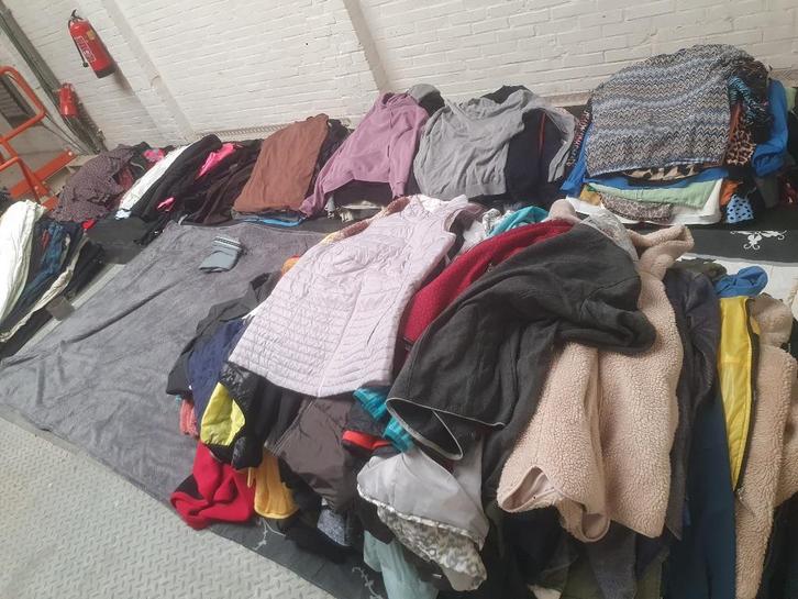 Grote partijen kleding, Kleding | Heren, Spijkerbroeken en Jeans, Gedragen, Overige jeansmaten, Overige kleuren, Ophalen