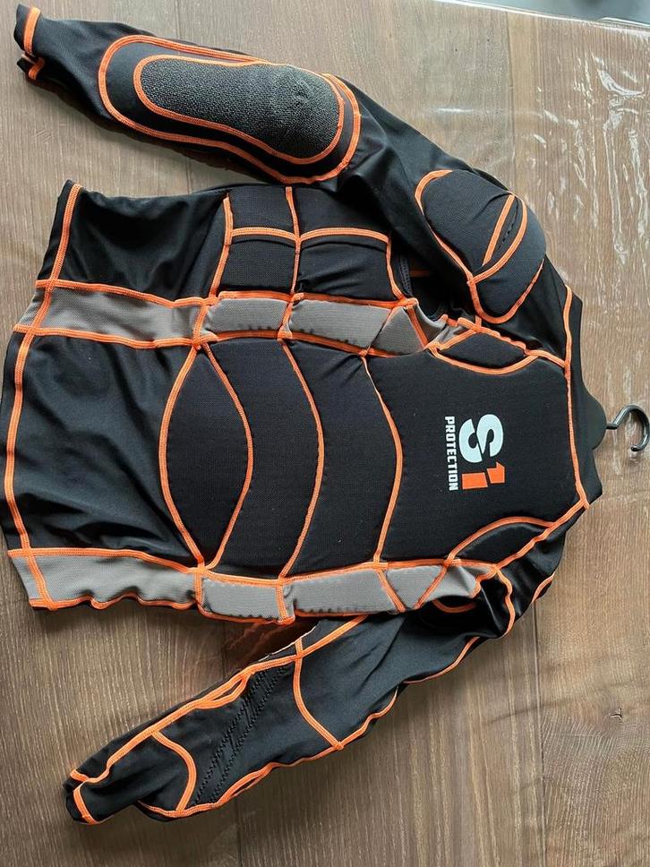 Volledige bmx kledingset maat (Adult) small,M,28, Fietsen en Brommers, Fietsen | Crossfietsen en BMX, Zo goed als nieuw, 24 inch of meer