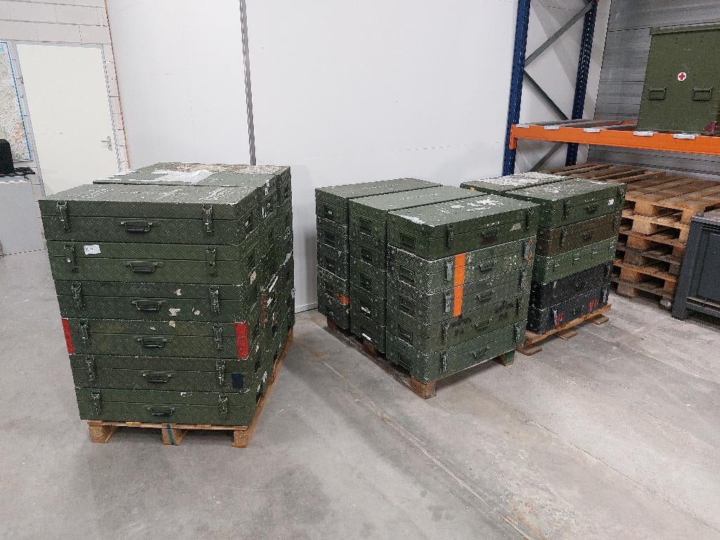 koffers leger defensie aluminium wapenkist koffer dakkist, Ophalen of Verzenden, Landmacht, Nederland