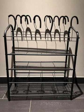 Schoenenrek beschikbaar voor biedingen