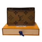 Louis Vuitton M69161 Card Holder Brown, Louis Vuitton, Gebruikt, Support@louisvuitton.com, 2 Rue du Pont Neuf
75001 Paris
France