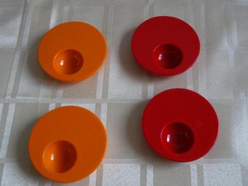 Design eierdoppen ZAK design rood oranje vintage design beschikbaar voor biedingen