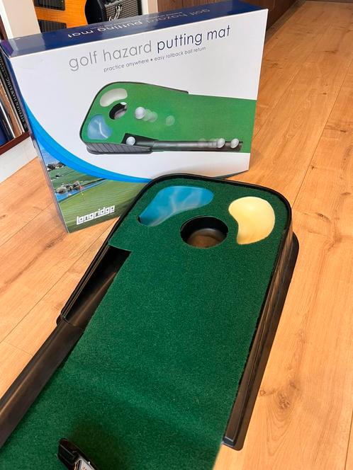 Puttingmat met Terugrolsysteem + Putter en Bal, Sport en Fitness, Golf, Zo goed als nieuw, Overige typen, Overige merken, Ophalen of Verzenden