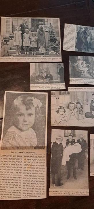 Diverse originele krantenknipsels Koninklijk huis 1945 beschikbaar voor biedingen