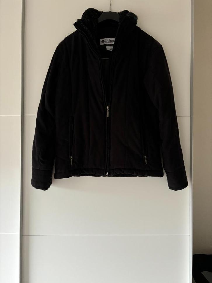Warme winterjas maat 38/M, merk Columbia, Kleding | Dames, Jassen | Winter, Zo goed als nieuw, Maat 38/40 (M), Zwart, Verzenden