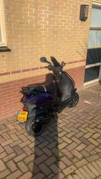 Piaggio zip, Fietsen en Brommers, Snorfietsen en Snorscooters, Ophalen, Piaggio, Tweetakt, Zo goed als nieuw