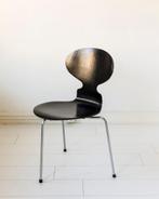 Vintage stoel - Arne Jacobsen Ant chair, Gebruikt, Zwart, Ophalen of Verzenden, Hout