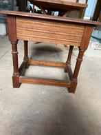 Antiek Houten Tafeltje met opbergruimte, Ophalen