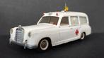 Mercedes Benz 220 s Ambulance 1 1:43 Tekno Denmark Pol, Ophalen of Verzenden, Zo goed als nieuw, Auto, Overige merken