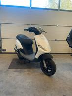 piaggio zip 50cc 2t met duitse papieren, Fietsen en Brommers, Scooters | Piaggio, Tweetakt, Maximaal 45 km/u, Zip, Ophalen of Verzenden