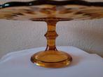 Amberkleurig glazen taartplateau op voet (Val St Lambert?), Ophalen of Verzenden