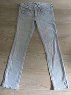 Leuke Kuyichi jeans model Lisa W31 L32 grijs, Kleding | Dames, Spijkerbroeken en Jeans, Ophalen of Verzenden, Kuyichi, W30 - W32 (confectie 38/40)