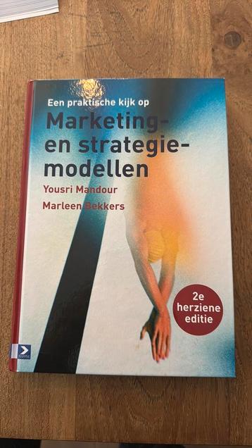 Een praktische kijk op marketing en strategiemodellen beschikbaar voor biedingen