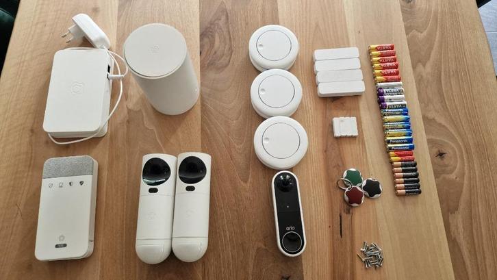 Verisure Alarmsysteem, Doe-het-zelf en Verbouw, Alarmsystemen, Gebruikt, Compleet systeem, Beweging, Draadloos, Afstandsbediening