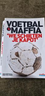 Voetbal & Maffia - Voetbal International, Ophalen of Verzenden, Gelezen, Tom Knipping & Iwan van Duren, Balsport