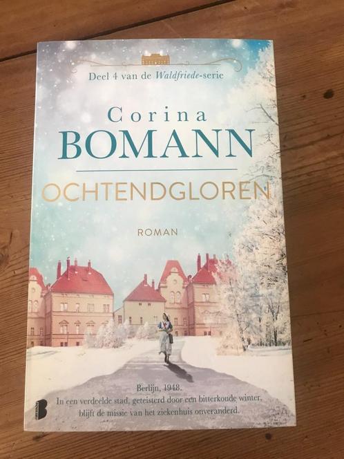 Corina Bomann. Ochtendgloren, deel 4., Boeken, Romans, Zo goed als nieuw, Nederland, Ophalen of Verzenden