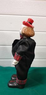 -	Clown met muziek porselein vintage, Verzamelen, Poppen, Ophalen of Verzenden, 'T Olde Gre-j, Info@toldegrej.nl, Endepoelstraat 20f Didam