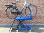 cyclus hydraulische fietslift, Ophalen, Zo goed als nieuw