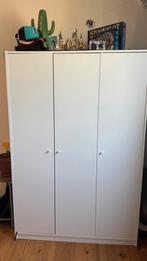 Kledingkast 3 deurs Kleppstad Ikea, 100 tot 150 cm, Met hangruimte, Ophalen of Verzenden, Zo goed als nieuw