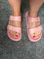 Leuke roze lichtgewicht slippers maat 37, Kleding | Dames, Schoenen, Slippers, Verzenden, Zo goed als nieuw, Roze