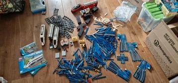 Grote set Lego treinen met set 60051 en veel oude lego beschikbaar voor biedingen