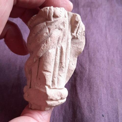 Bodemvondst Friesland: Romeins Beeldje Edelman of Keizer, Antiek en Kunst, Antiek | Keramiek en Aardewerk, Verzenden
