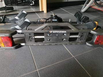 spinder hawk beschikbaar voor biedingen