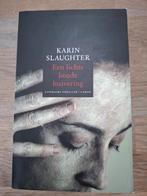 Karin Slaughter - Een lichte koude huivering, Gelezen, Ophalen of Verzenden, Nederland, Karin Slaughter