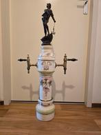 Jugendstil biertap. Met bronzen beeld, Ophalen