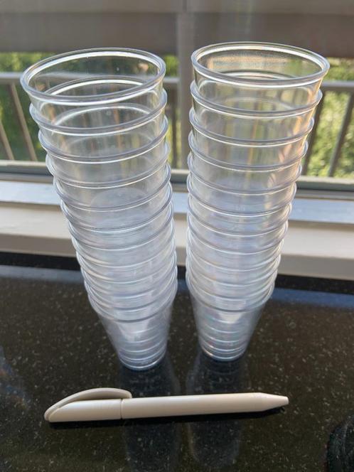 plastic borrelglaasjes, Verzamelen, Glas en Borrelglaasjes, Zo goed als nieuw, Borrel- of Shotglas, Ophalen of Verzenden