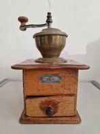 Koffiemolen antiek, Ophalen of Verzenden