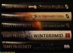 De boeken over Schijfwereld - Terry Pratchett - 5x, Gelezen, Ophalen of Verzenden